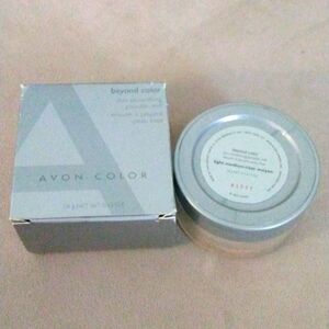Avon Beyond Color Skin Smoothing Powder Mill Light Medium New Old Stock 3.8grams